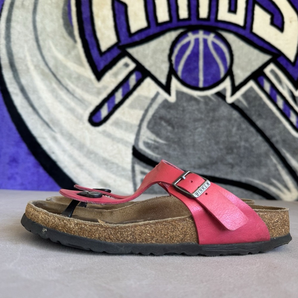 Size 39/W8 - Birkenstock Pink Enamel Sandals Stylish Comfortable Narrow Slides